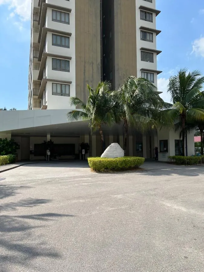 By The Sea Beachfront Designer Suites Penang - Managed By Art Of Tree Batu Ferringhi Apartment